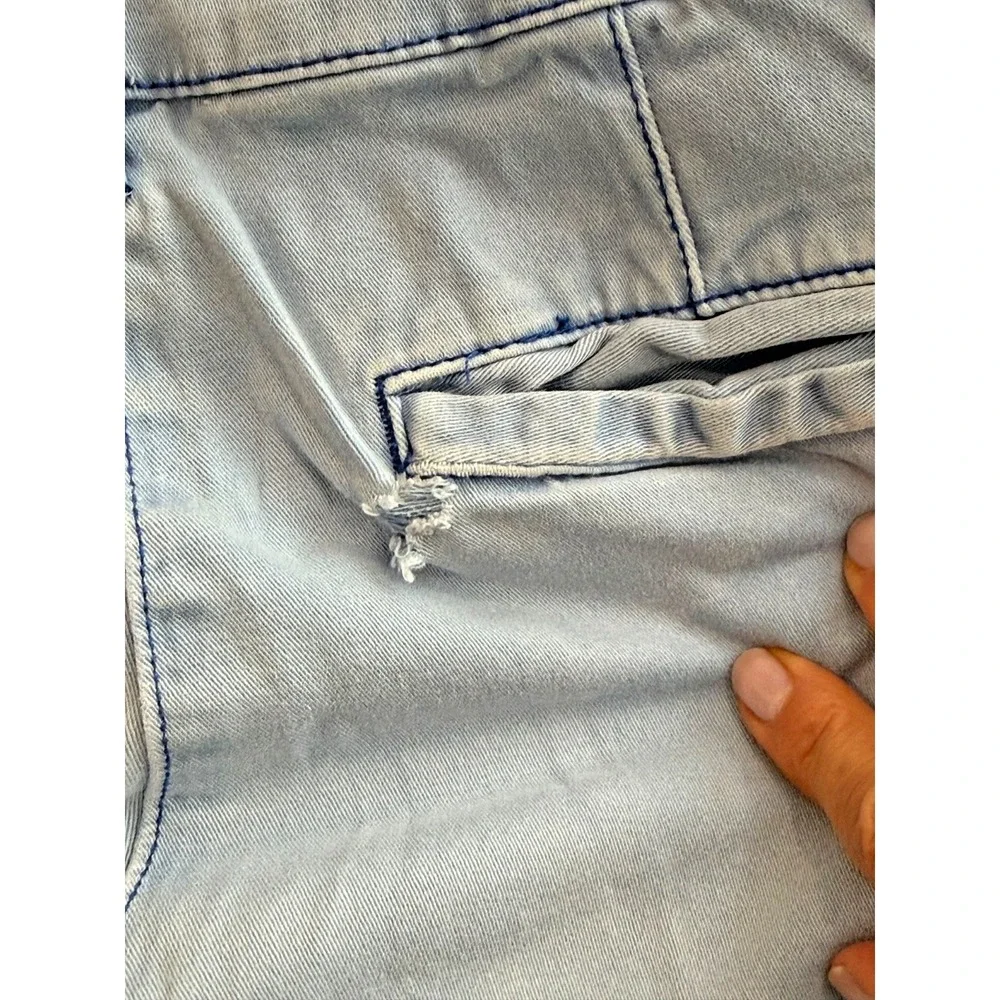 Land 'n Sea Women's Cotton Stretch Shorts; Light Blue; Size 4